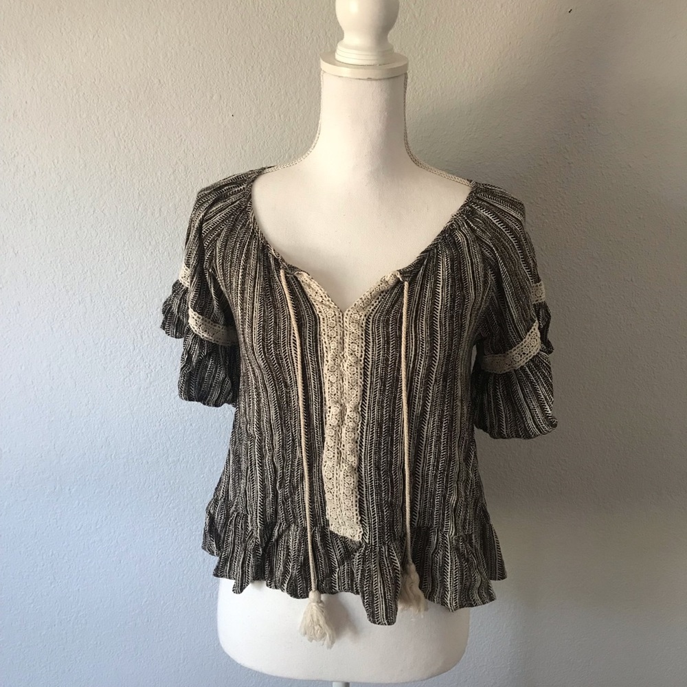 Buttons Black & White Patterned Boho Flowy Blouse